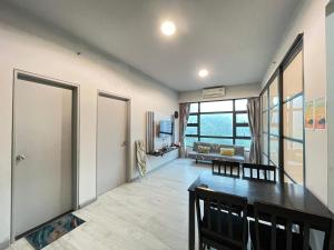 JQ Stylish Holiday Stay