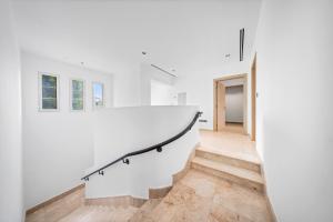 Luxury Spacious 5 bed Villa Pool and Garden