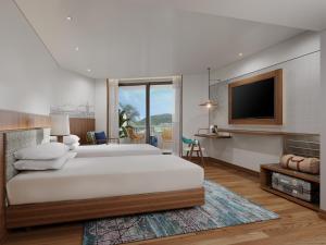 Le Meridien Phuket Beach Resort