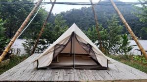 Lagom Village-Glamping Site- Đồng Đò lake view
