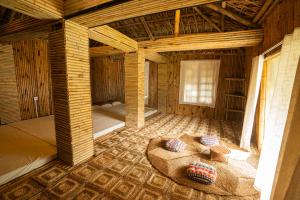 Lagom Village-Glamping Site- Đồng Đò lake view