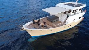 Ocean Pearl