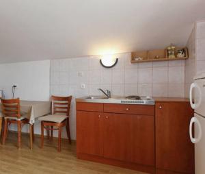 Apartment Školj 3