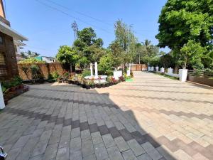 RiverBank Gardens, Mananthavady, Wayanad