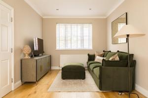 The Belgravia House by HoK Living