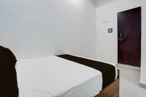 SPOT ON Hotel Omava Inn