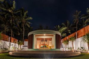 Woywoy Escape Bresela Adults Only