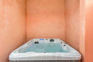 Riad Cherifa Breakfast and Jacuzzi Terrace