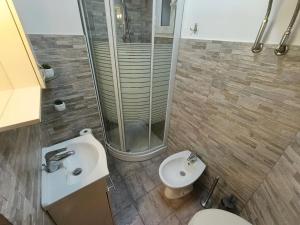 HAPPY NEW YEAR! - ACQUARIO - Casa SANTAGNESE "pieno Centro"