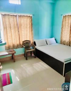 Alkapuri Guest House