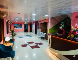Alkapuri Guest House