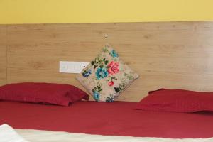 Rajadhiraj Ashray- Nr Mathura Railway Station