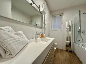 Anfossi Home, Chic Porta Romana, Comfort e Design con Grandiosa Terrazza vista Parco