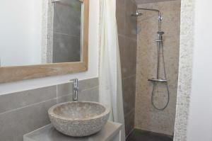 B&B / Chambres d'hotes Maison d'Hotes Les Petites Terres : photos des chambres