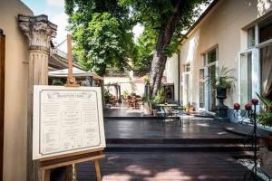 Romantic Apt with Secret Terrace - Old Town Prague