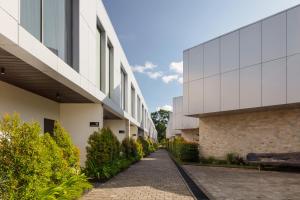 Hidden City Ubud - Modern Comfort and Relaxed Living near Central Ubud and Rice Fields