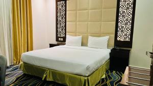 المهاجر للشقق المخدومة فرع قريش