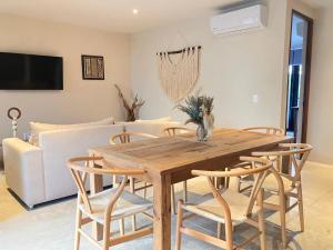 Near beach Ximbal Tulum 6 guest Pool Gym Wi-Fi