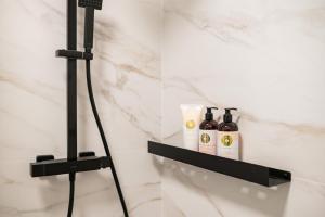 Ava Central Apartment 10