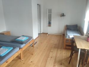 Gästehaus Honigberg next to the Fortified Church of Harman