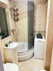 Warsaw Central Muse - 3 Rooms Apart at Grzybowska 5