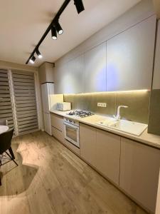 Iren Victioria Gardens Apartment