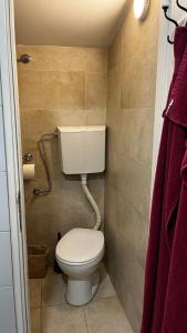 Mona Lisa - Secret Central Suite - Airport direct