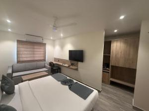 Firangipani Ecosuites - A Corporate Boutique Hotel