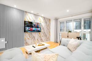 Stylish Two Bed Apartment - City Centre - Smart Tv - Netflix 201MH