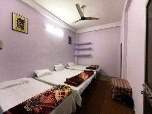 Singh Homestay And Dormatary