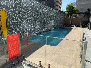 Modern 1D1B with Style Full Living Room and Kitchen