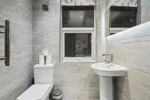 Bright One-Bedroom Flat Near Brick Lane