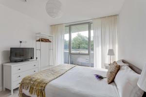 Modern Chiswick Apartment