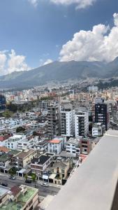 Modern Studio close by La Carolina Metro station