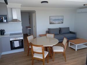 Impeccable - 2D 2B - Ocean View