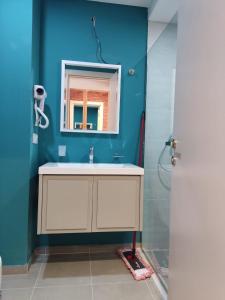 Evdo Apartments F4 White Stay