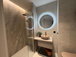 Gatsby Gdańsk - Apartament z Jacuzzi dla par by Lion Apartments