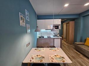 Evdo Apartments F4 Royal Studio