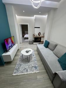 RentRoom Ajan Apartment