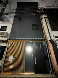 步行1分钟到黑门市场 150平四层日式別墅顶楼温泉池与天台花园