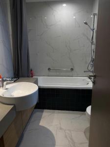 Skyline Residence Saigon City View