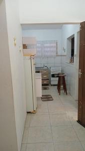 Casa a 5 minutos a pé da Praia da Enseada!