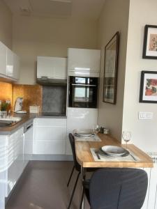 Studio avec grande terrasse