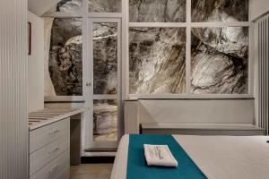 Marina Vista Apartment