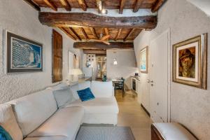 Marina Vista Apartment