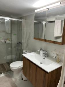 Star Modern Apartment Kipseli