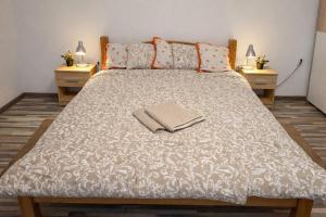 La Casa De Nido-Tágas családias apartman 6 főig, kerttel