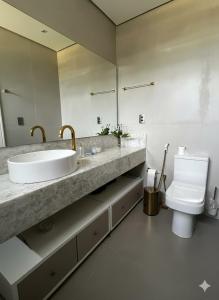 Seu Refugio em alto estilo na praia de Itacimirim