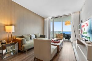 Splendid Resort - Oceanview 1BDR & 1BA Apt Right on the Beach, Heated pool, GYM