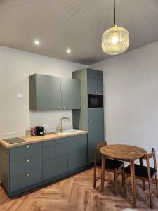 Studio refait à neuf - Proche CHU et centre-ville